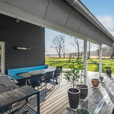 Awesome In With Kitchen Holiday home