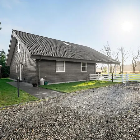 Awesome In With Kitchen Holiday home Glesborg